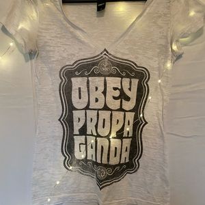 Obey propaganda t-shirt